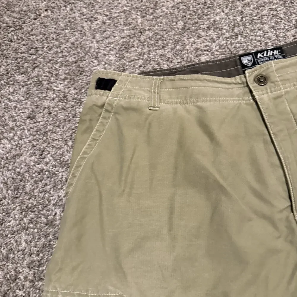 KÜHL Mens XL Khaki Cargo Shorts Ambassador Wornout Hiking Outdoor Utility